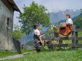 ハイジのふるさとマイエンフェルトへ〜スイス農家でのランチ付き〜のイメージ